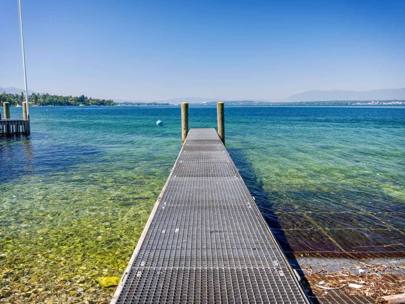 Propriété pieds dans l’eau Rive gauche.