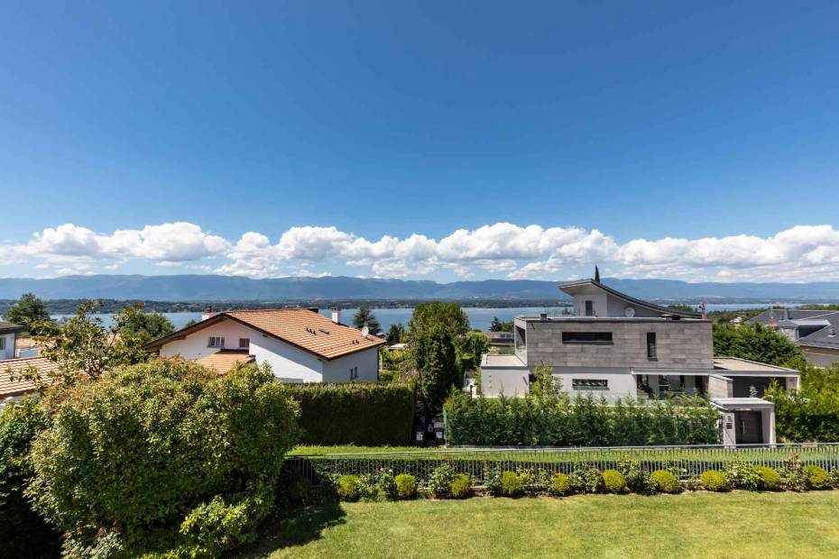 Magnifique villa avec piscine à Cologny