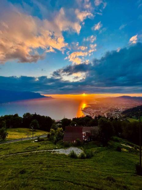 Splendide et improbable demeure de 10 pièces avec une vue imprenable à vendre à Montreux