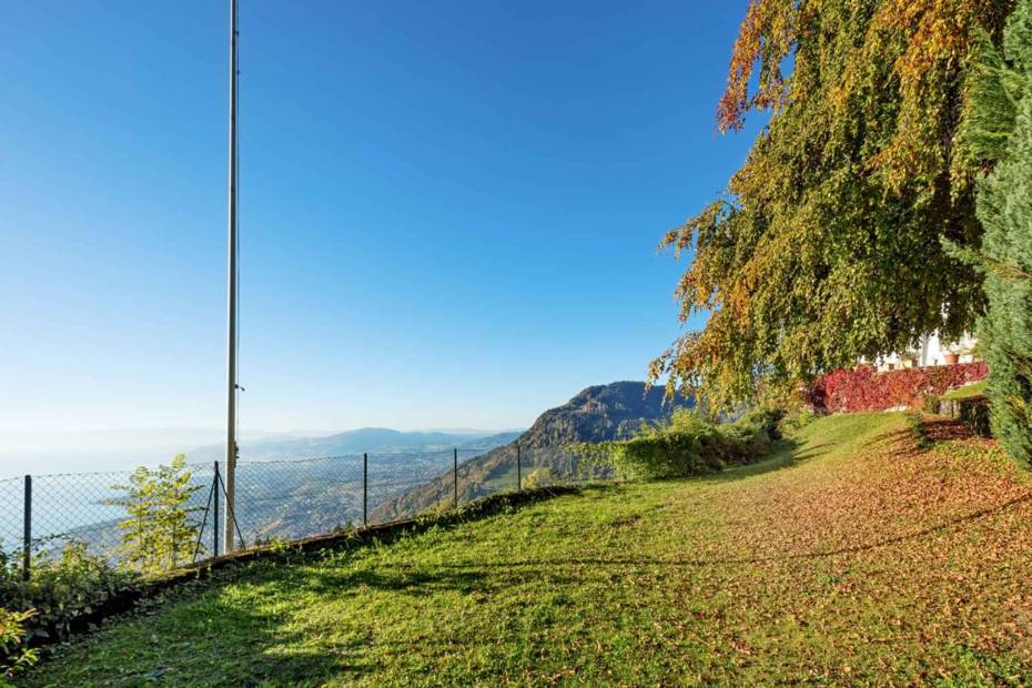 Splendide et improbable demeure de 10 pièces avec une vue imprenable à vendre à Montreux