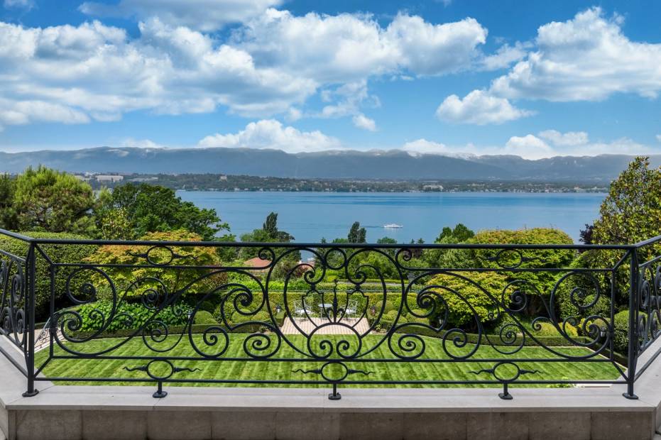 Terrasse sur le lac