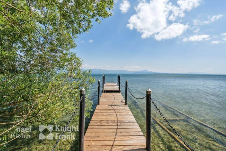 Somptueuse propriété pieds dans l’eau