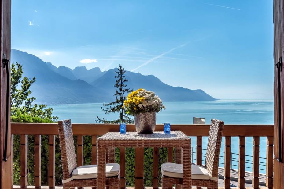 Chalet exceptionnel, offrant un caractère authentique et une vue spectaculaire