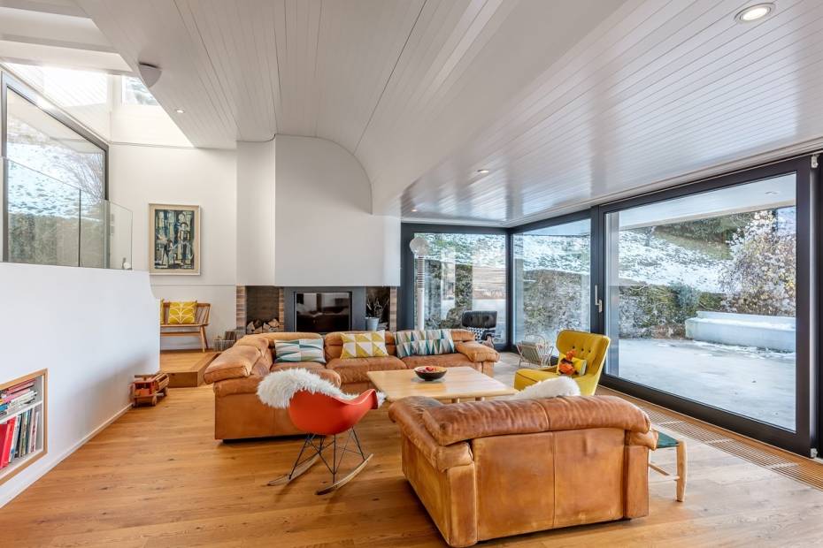 Magnifique maison moderne de 10.5 pièces avec vue